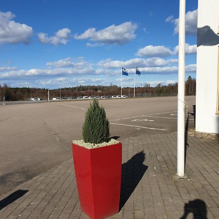 Trestads Restaurang Hotell&Pensionat Венерсборг Экстерьер фото
