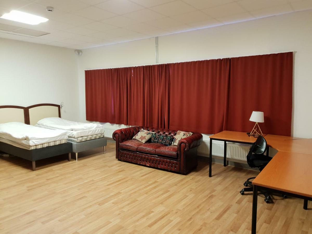 Trestads Restaurang Hotell&Pensionat Венерсборг Экстерьер фото
